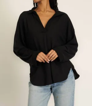 Chiara Cozy Collared Pullover In Black