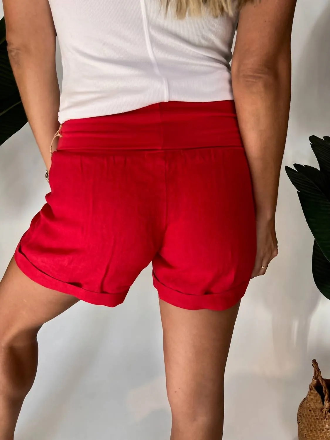 Foldover Linen Short In Tomato