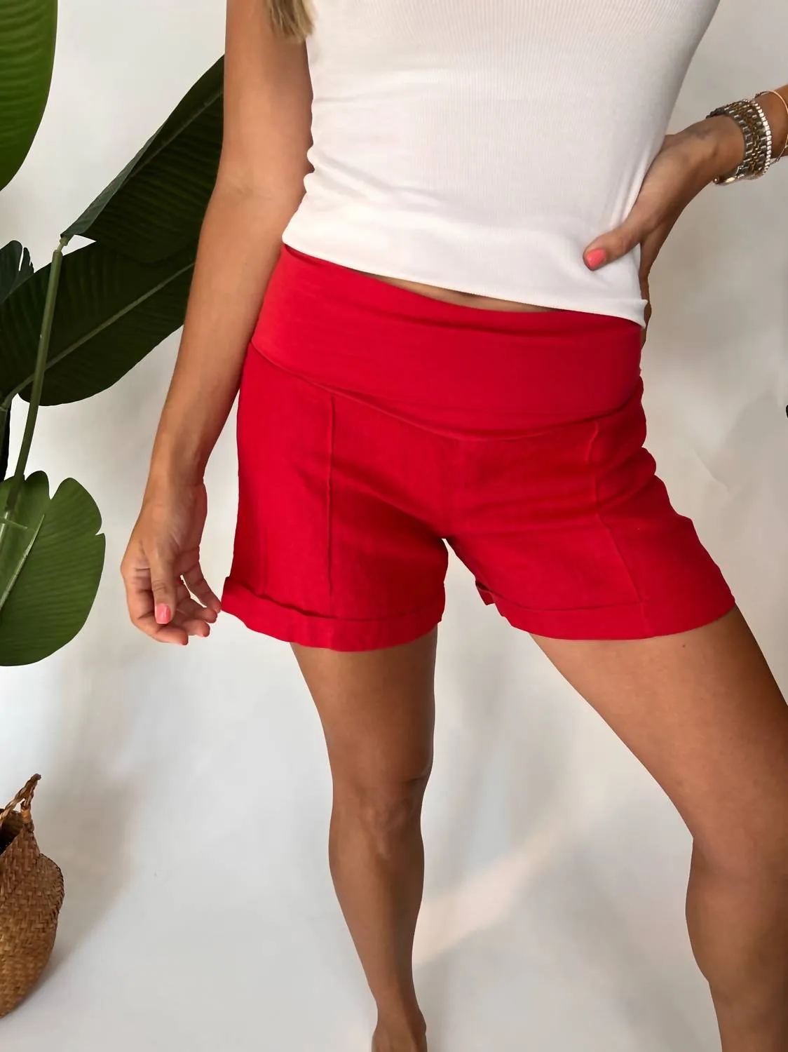 Foldover Linen Short In Tomato