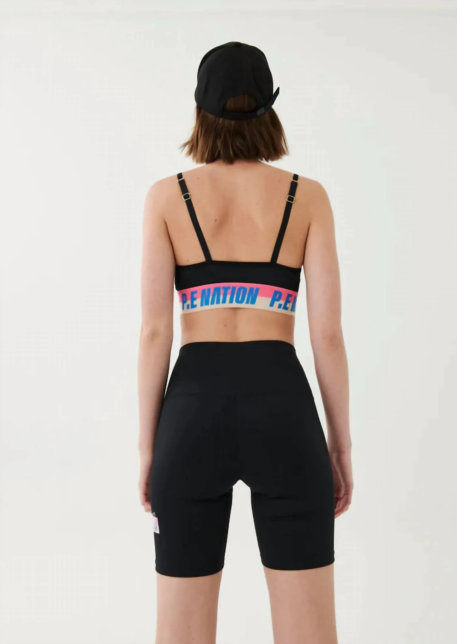 Half Volley Sports Bra In Black