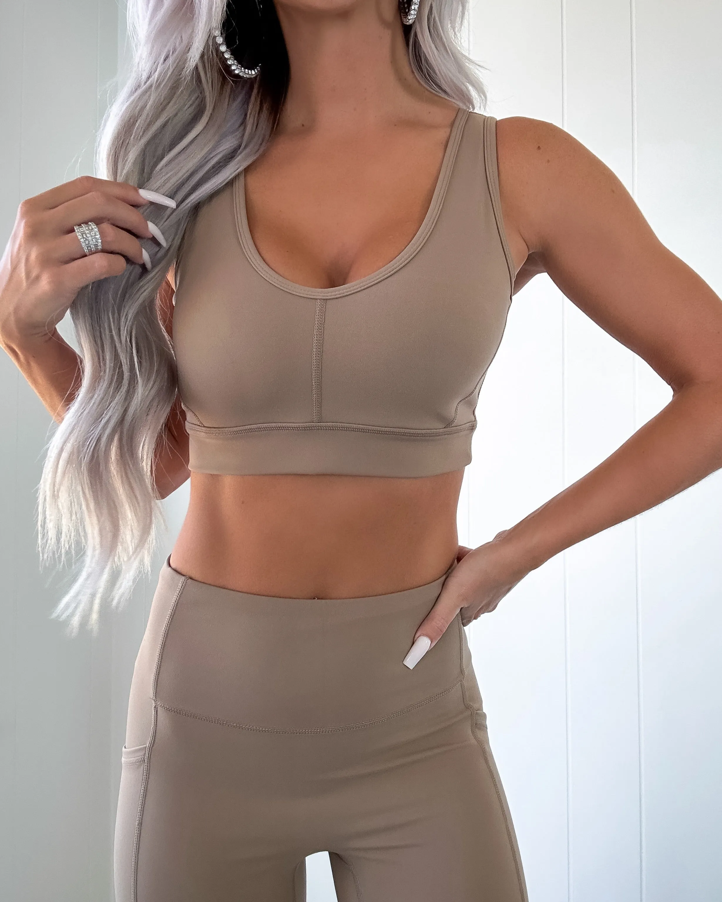 Newport Cutout Sports Bra - Taupe