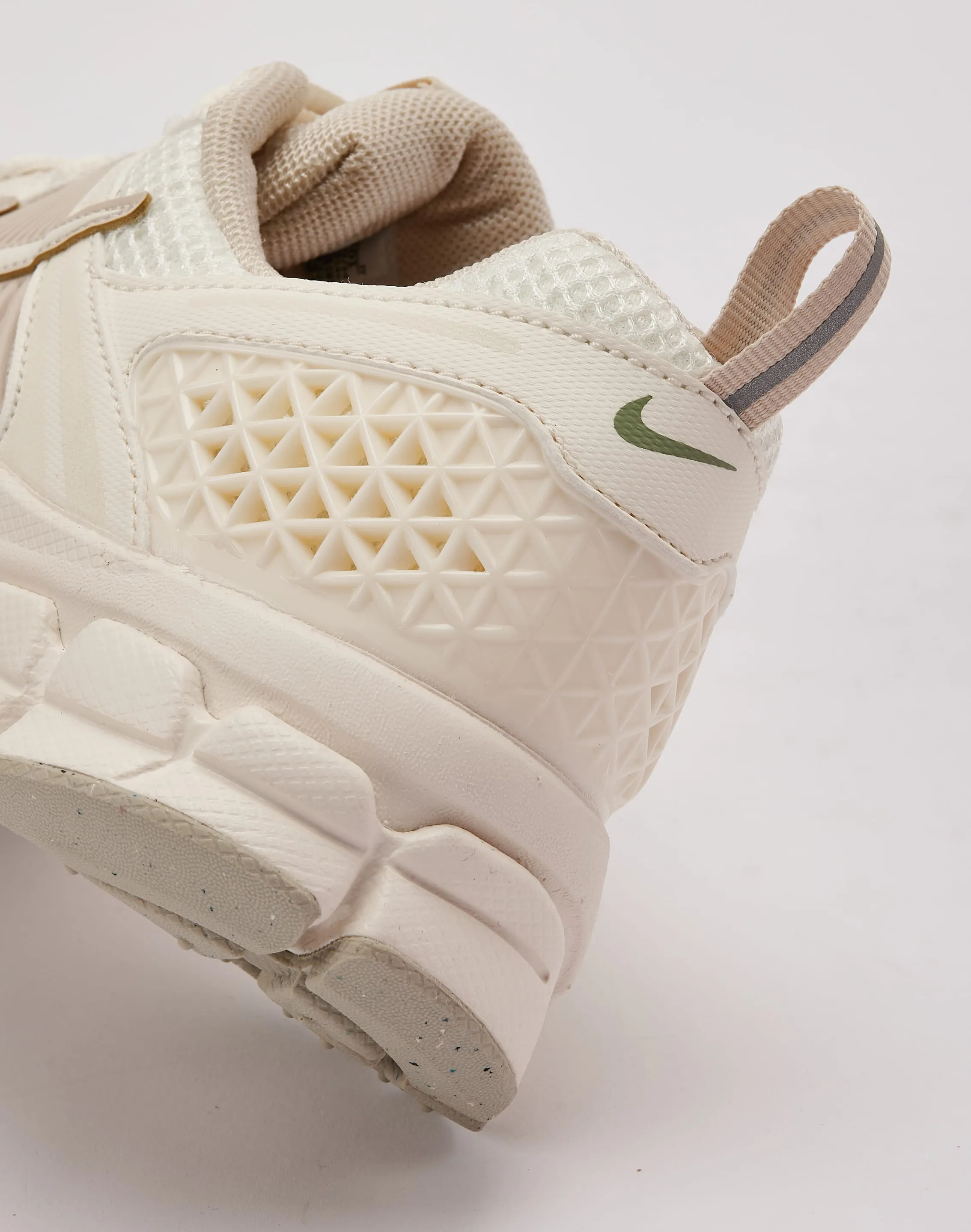 Nike Zoom Vomero 5 Grade-School