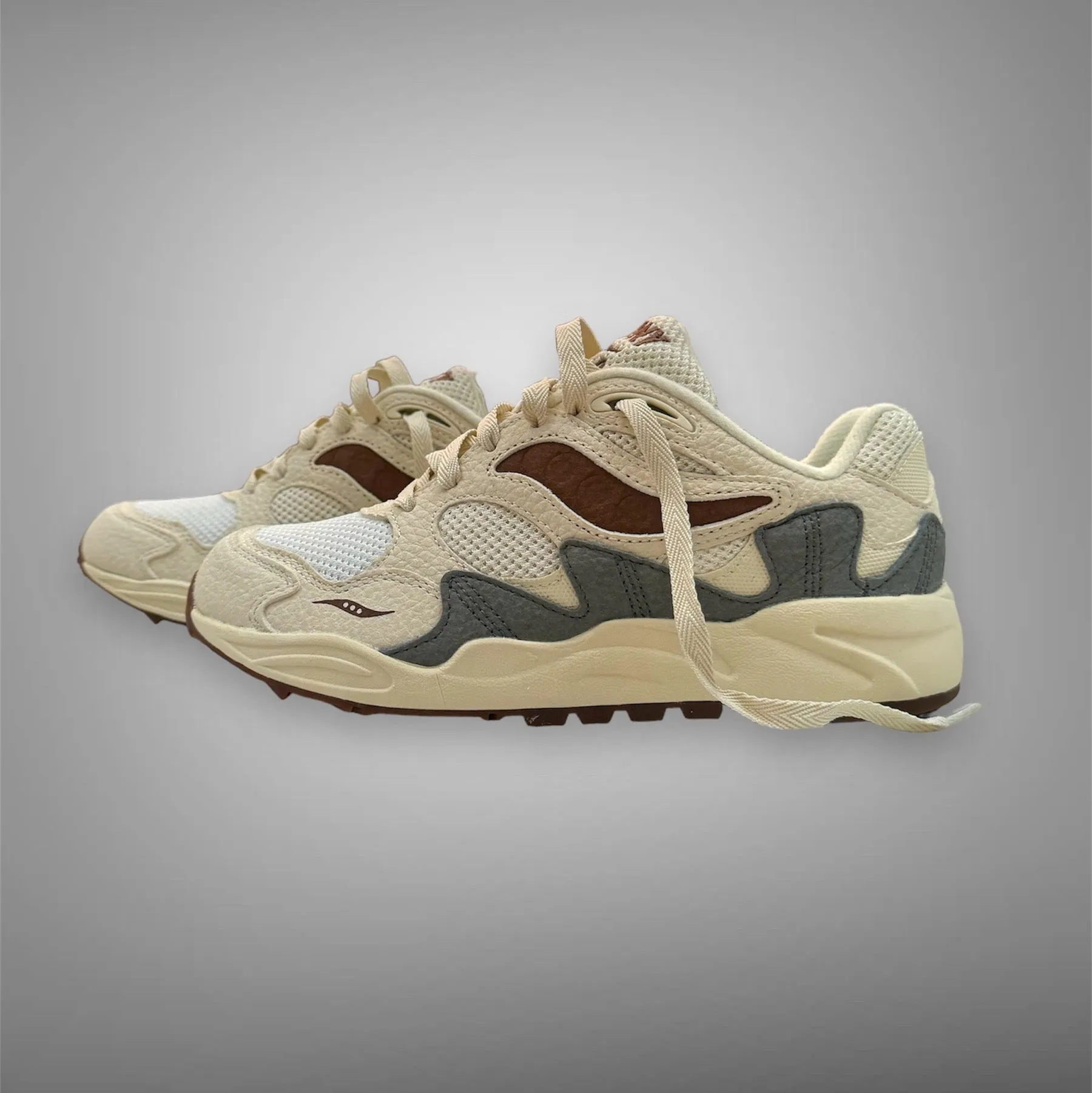 Shoes Saucony Saucony Men's Grid Shadow 2 S70799-3 Sand Brown