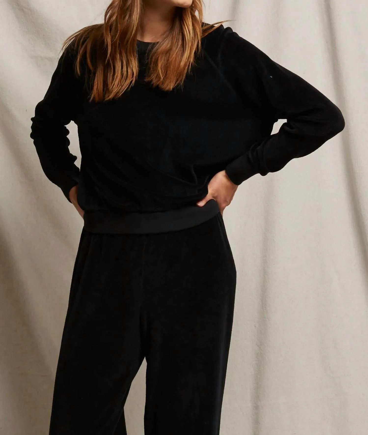Stella Velour Crewneck Sweatshirt In Black